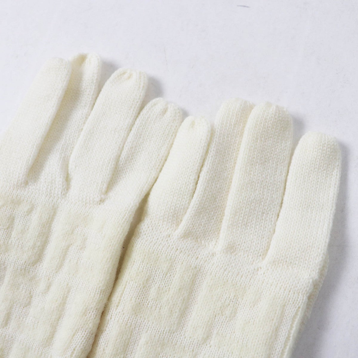 FENDI gloves 00018401 Main: 90% wool, Main: 8% nylon, Main: 2% polyurethane Ivory Women 42