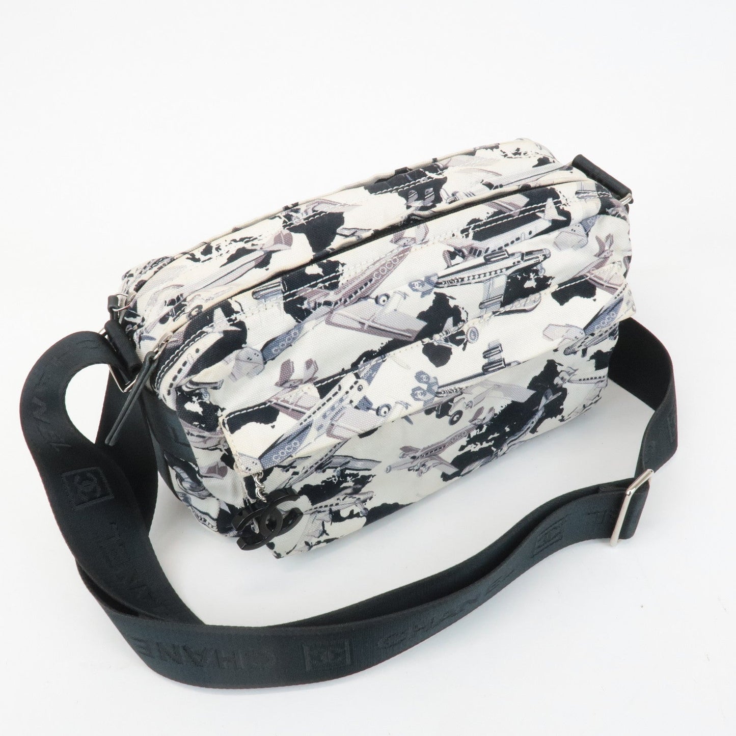 Chanel Shoulder Bag - Almora Bags