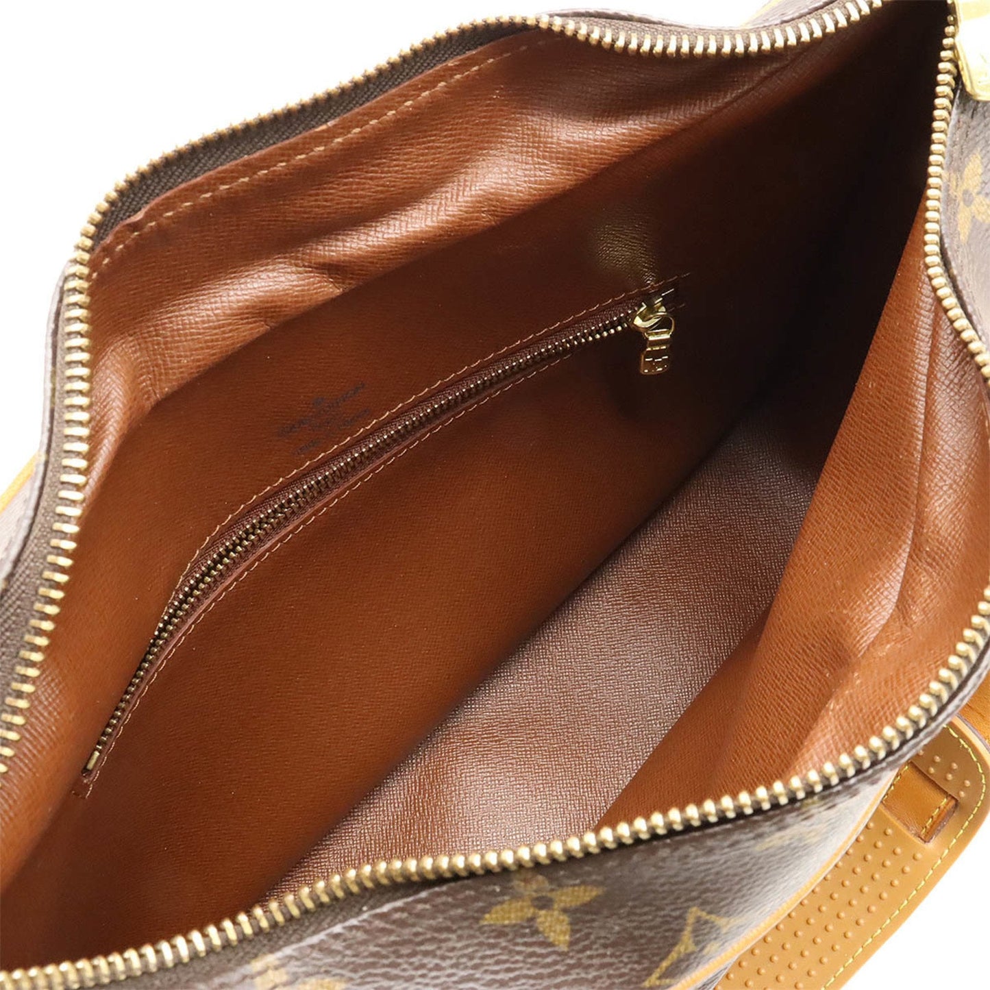 LOUIS VUITTON Boulogne Shoulder Bag
