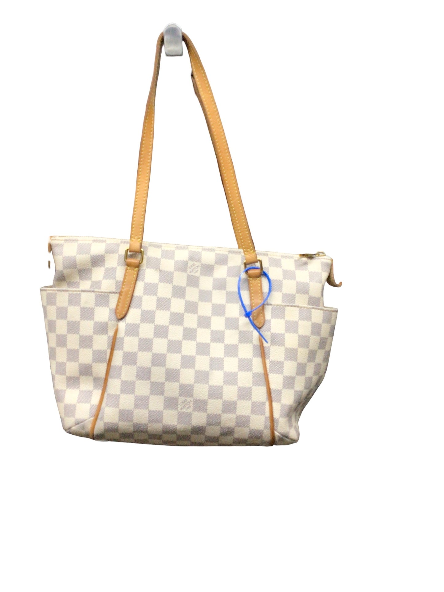 Handbag Luxury Designer By Louis Vuitton Size: Medium