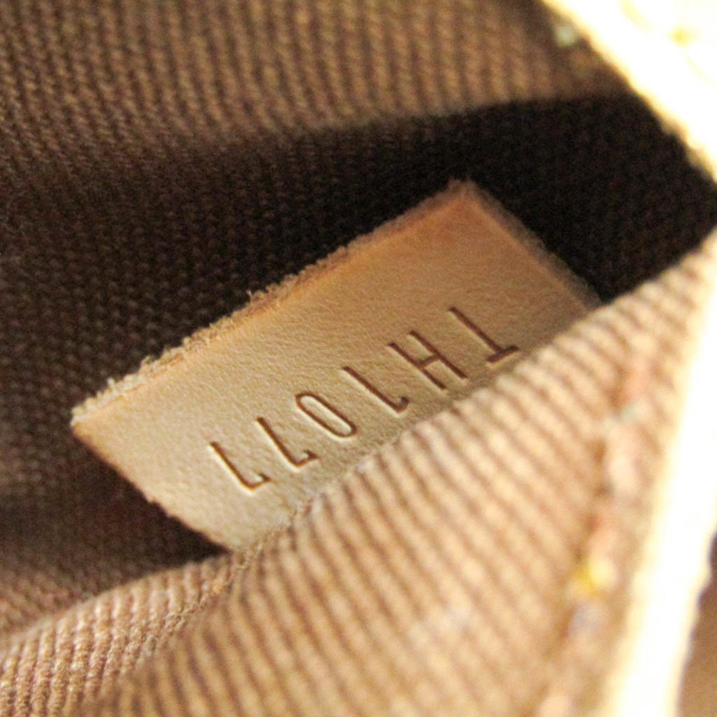 LOUIS VUITTON Carryall Travel