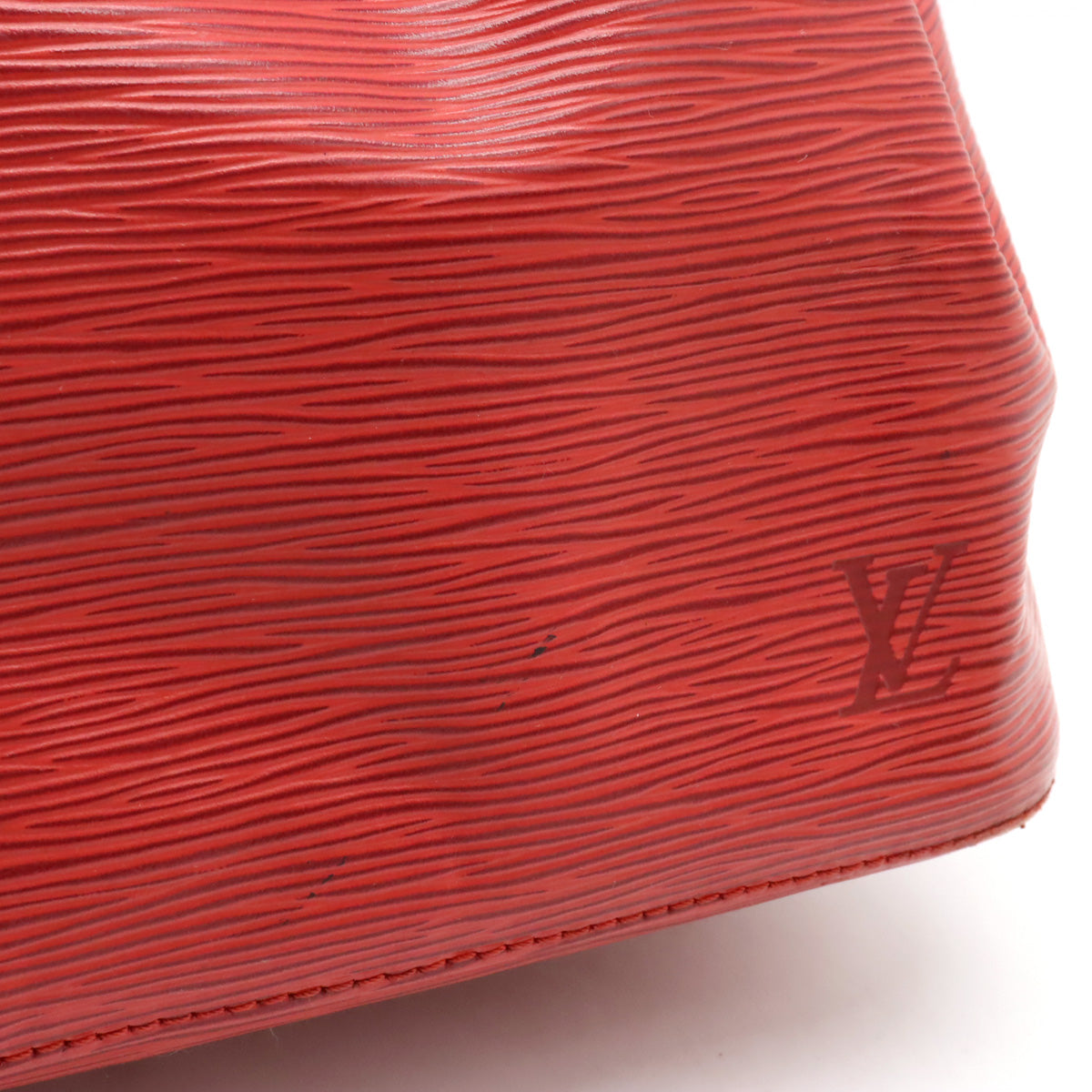 Louis Vuitton Epi Noe Shoulder Bag Castilian red