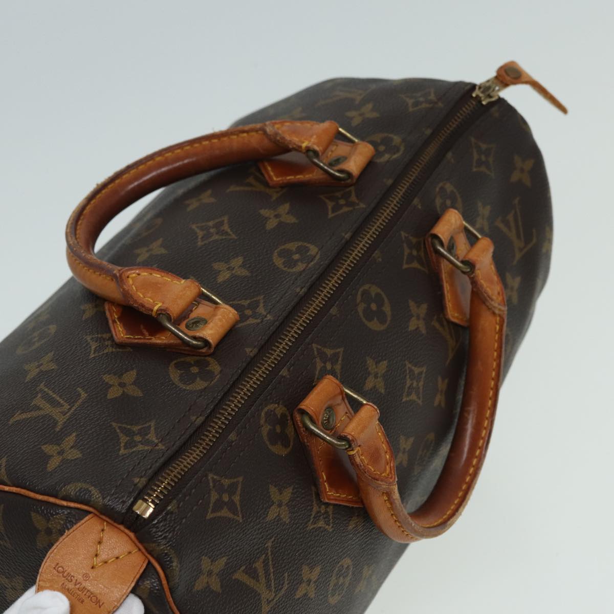 LOUIS VUITTON Handbag