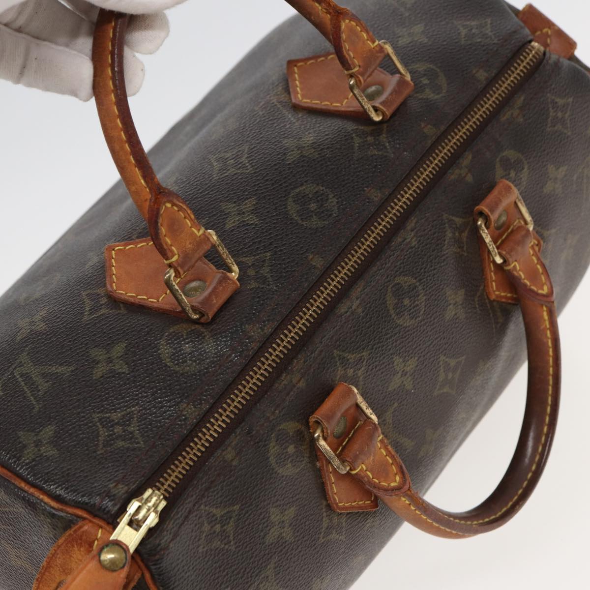 LOUIS VUITTON Handbag
