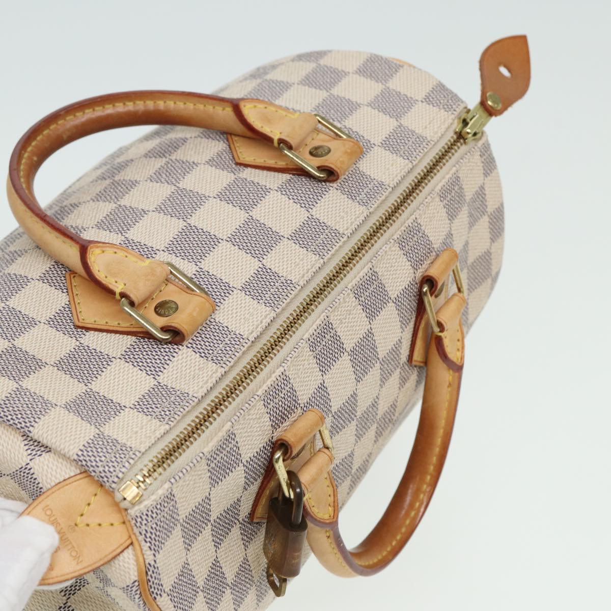 LOUIS VUITTON Handbag
