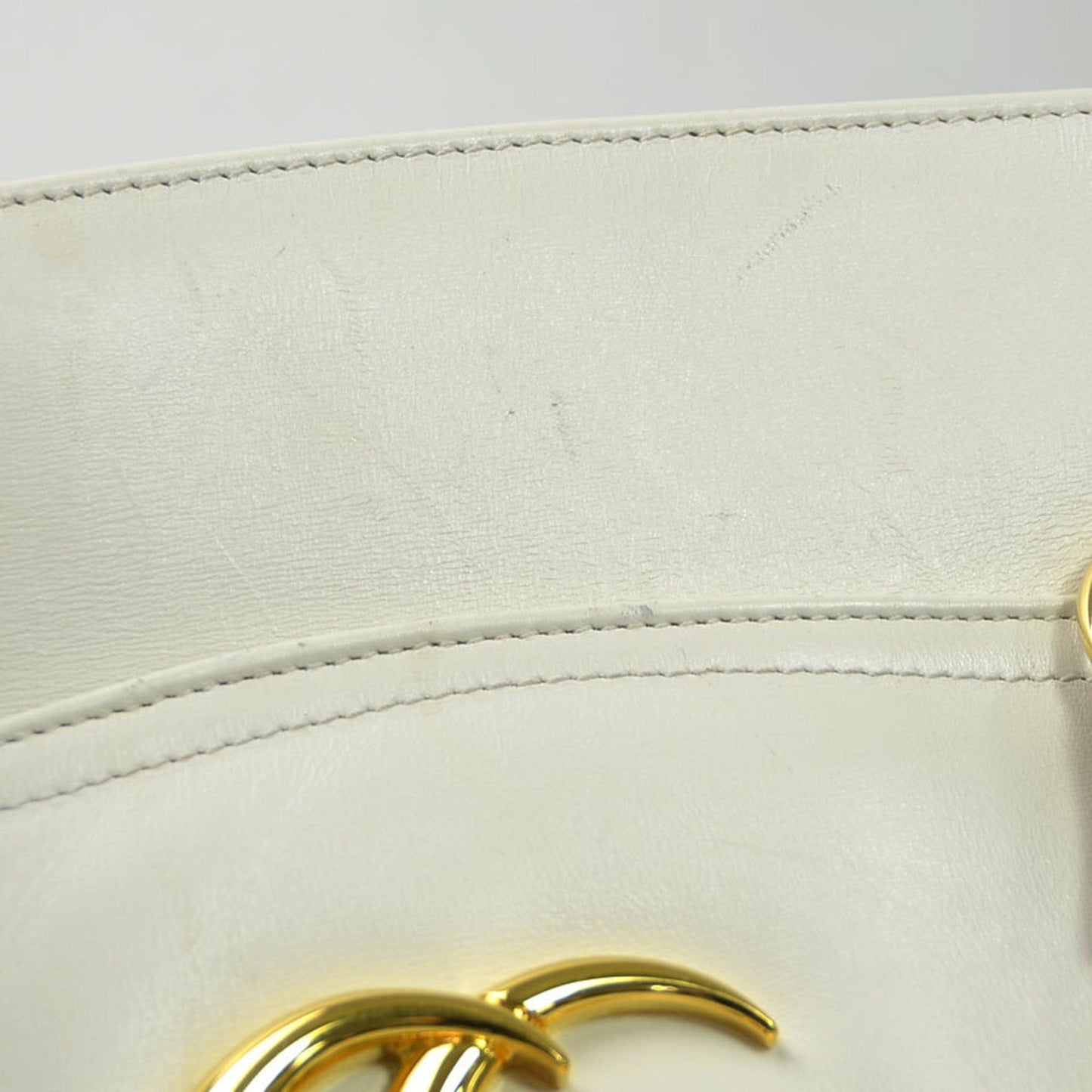 Gucci GG Marmont White Leather Shoulder Bag