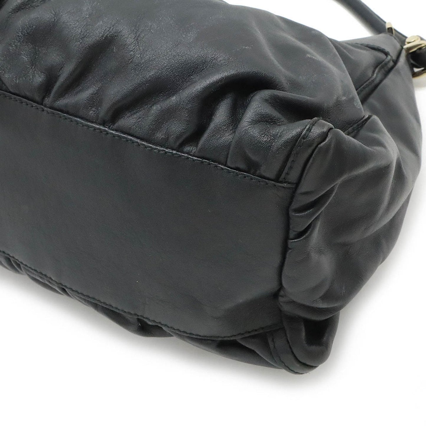 Gucci Leather Shoulder Bag