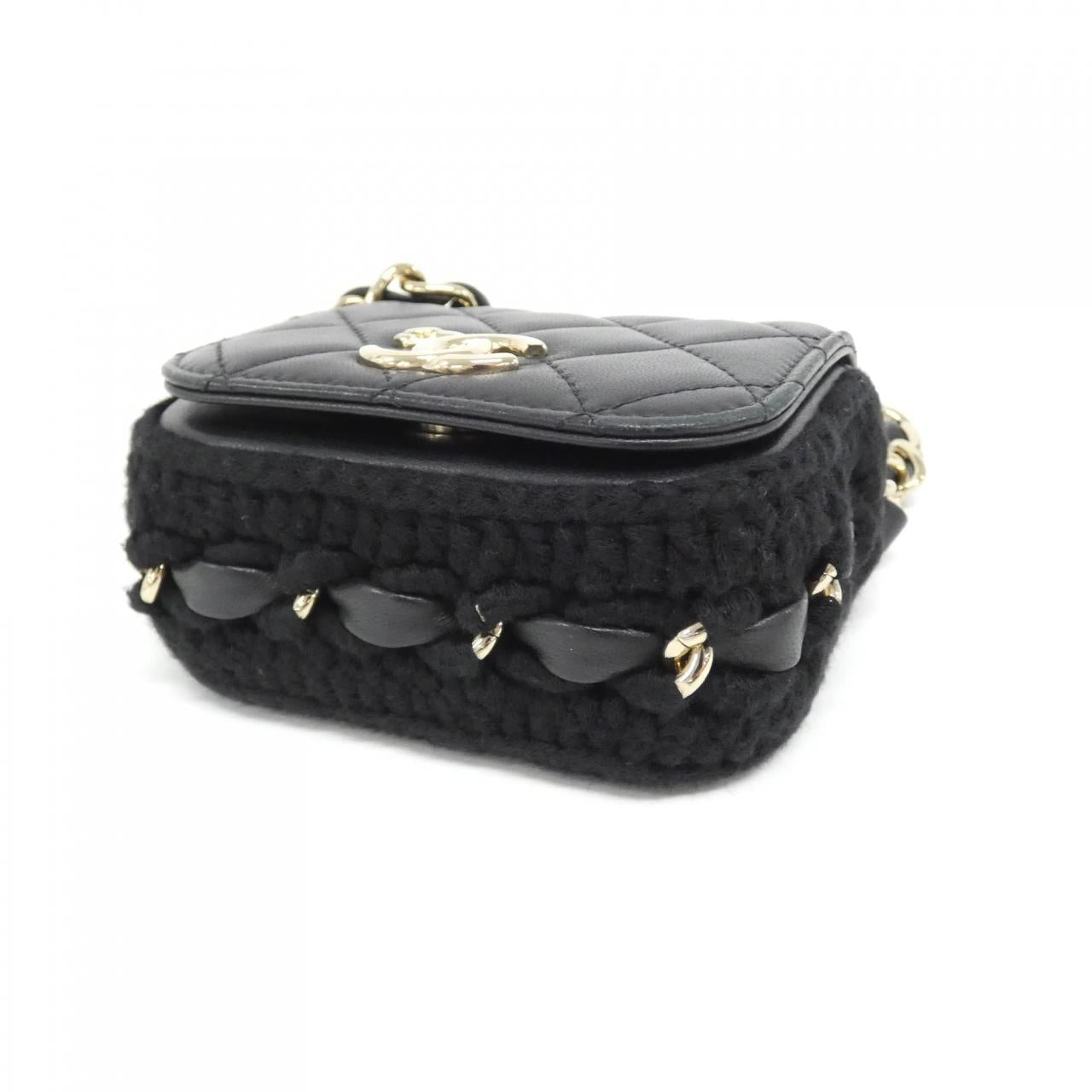 Chanel Lambskin Knit Chain Clutch