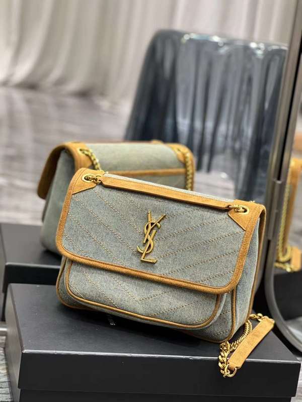 Yves Saint Laurent - Bags