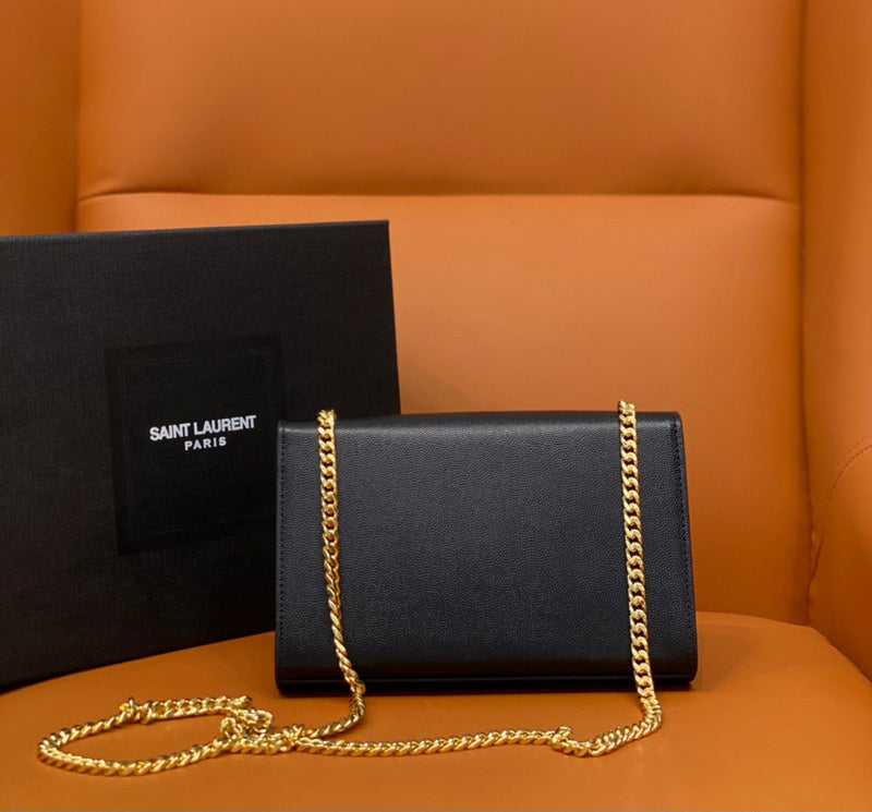 Yves Saint Laurent - Bags