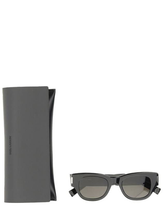 Luxury Saint Laurent Trending 2026 OCCHIALI DA Sol 736433Y9956 1033 B0440465624