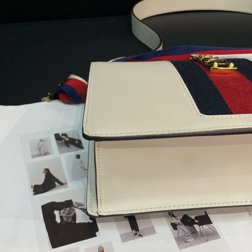 Gucci Sylvie Leather Shoulder Bag Style 2