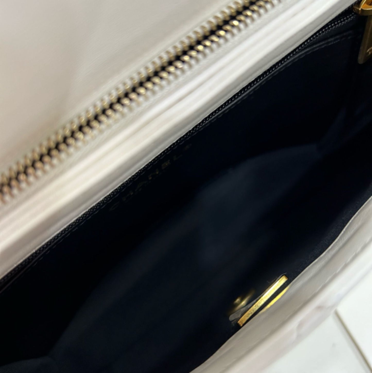 Chanel Shoulder Bag - Almora Bags