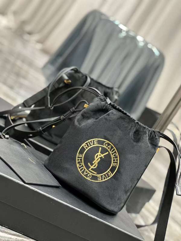 Yves Saint Laurent - Bags