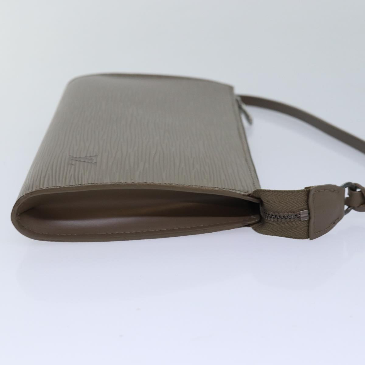 LOUIS VUITTON Epi Pochette Accessoires Pouch Gray Pepper LV Auth 82930A