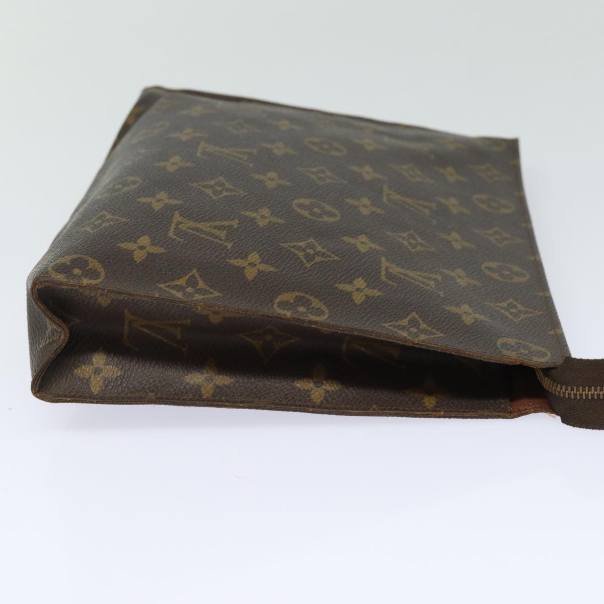LOUIS VUITTON Monogram Poche Toilette 26 Pouch M47542 LV Auth 84010