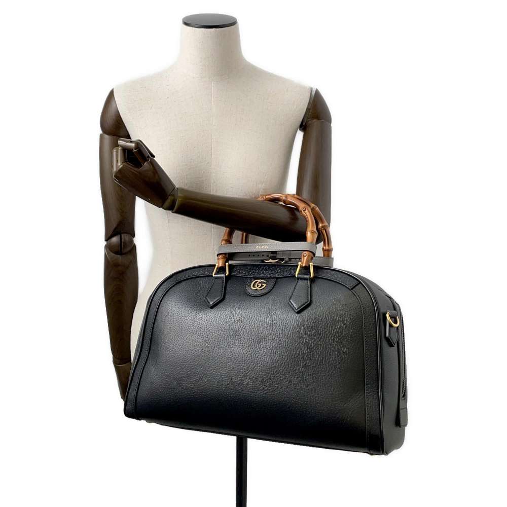 Gucci Leather Shoulder Bag
