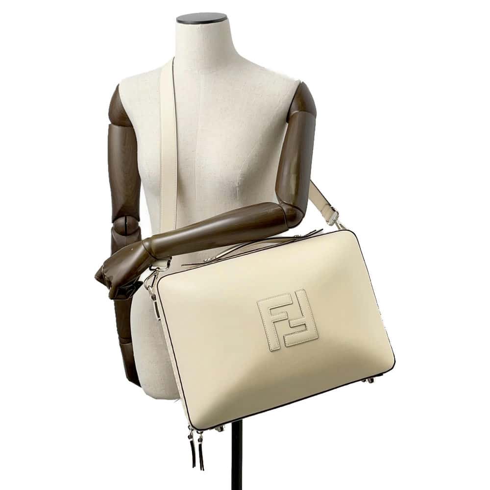 FENDI suitcase Ivory 7VV156-AAIW Leather Size Medium