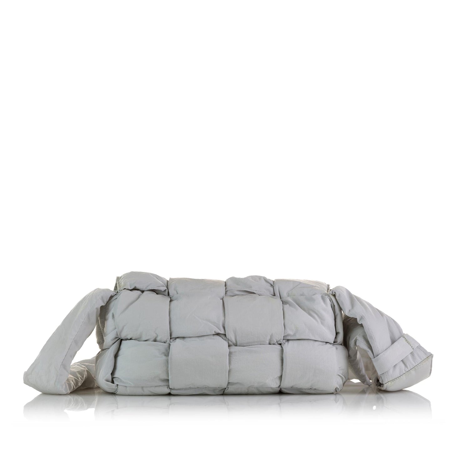 Luxury Bottega Veneta Padded Tech Cassette (SHG-r9G8ja)