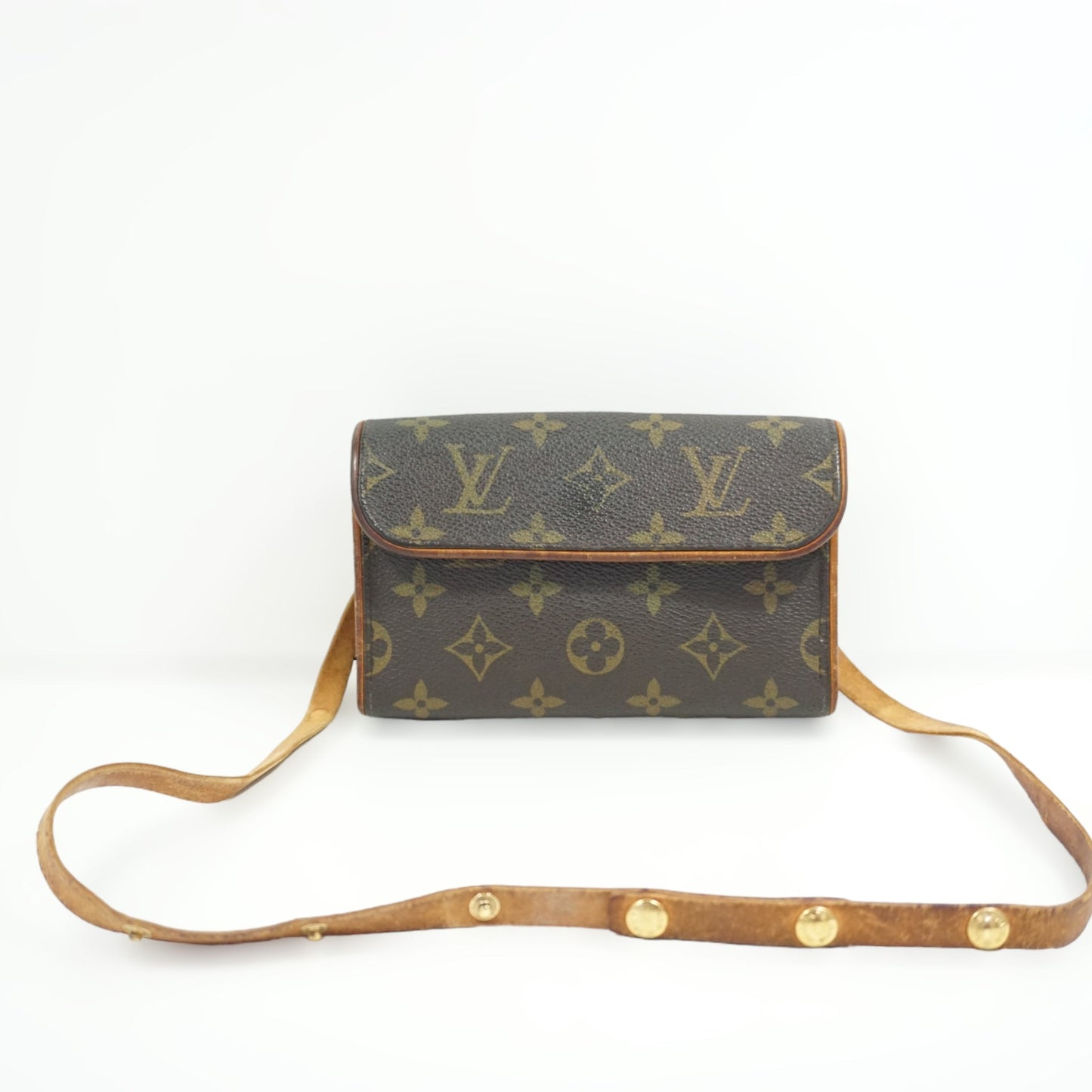 Louis Vuitton Pochette Florentine Clutch