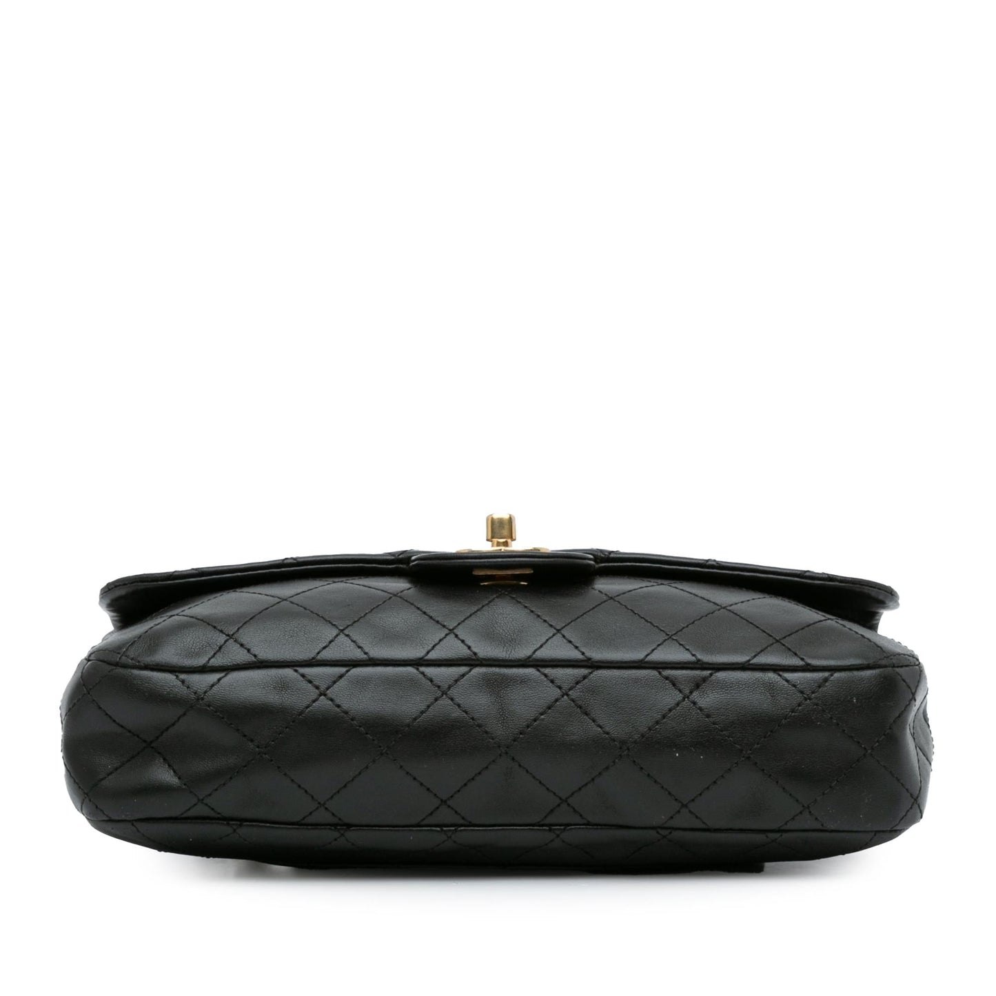 Chanel CC Quilted Lambskin Single Flap (SHG-6cPogF) Shoulder Bag