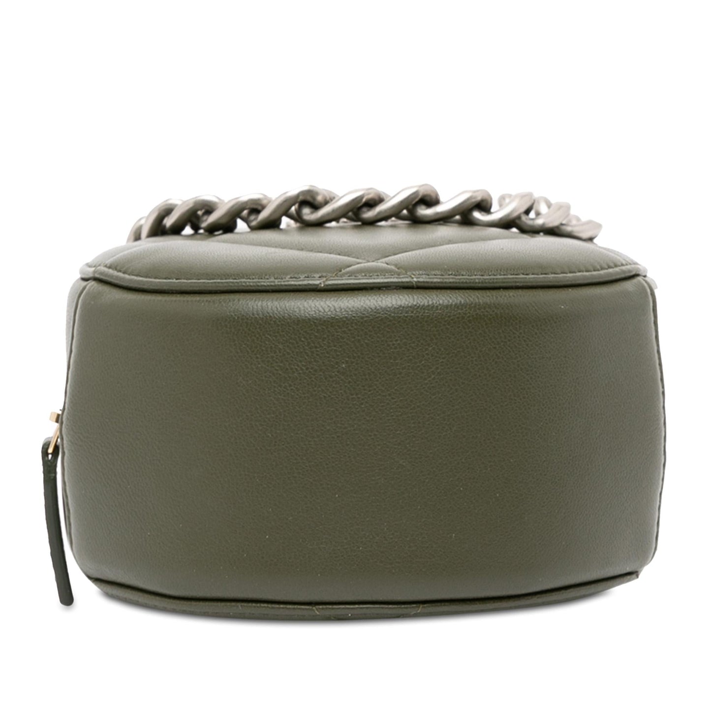 Chanel Lambskin 19 Round Clutch with Chain (SHG-AyshgD)