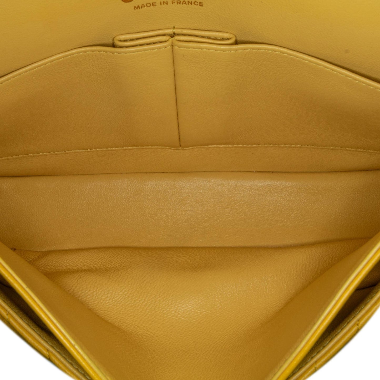 Chanel Medium Classic Chevron Lambskin Double Flap (SHG-uFNRNJ) Shoulder Bag
