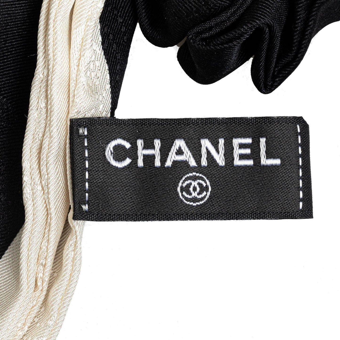 Chanel Silk CC Bow Scrunchie (SHG-GXTRwZ) Handbag