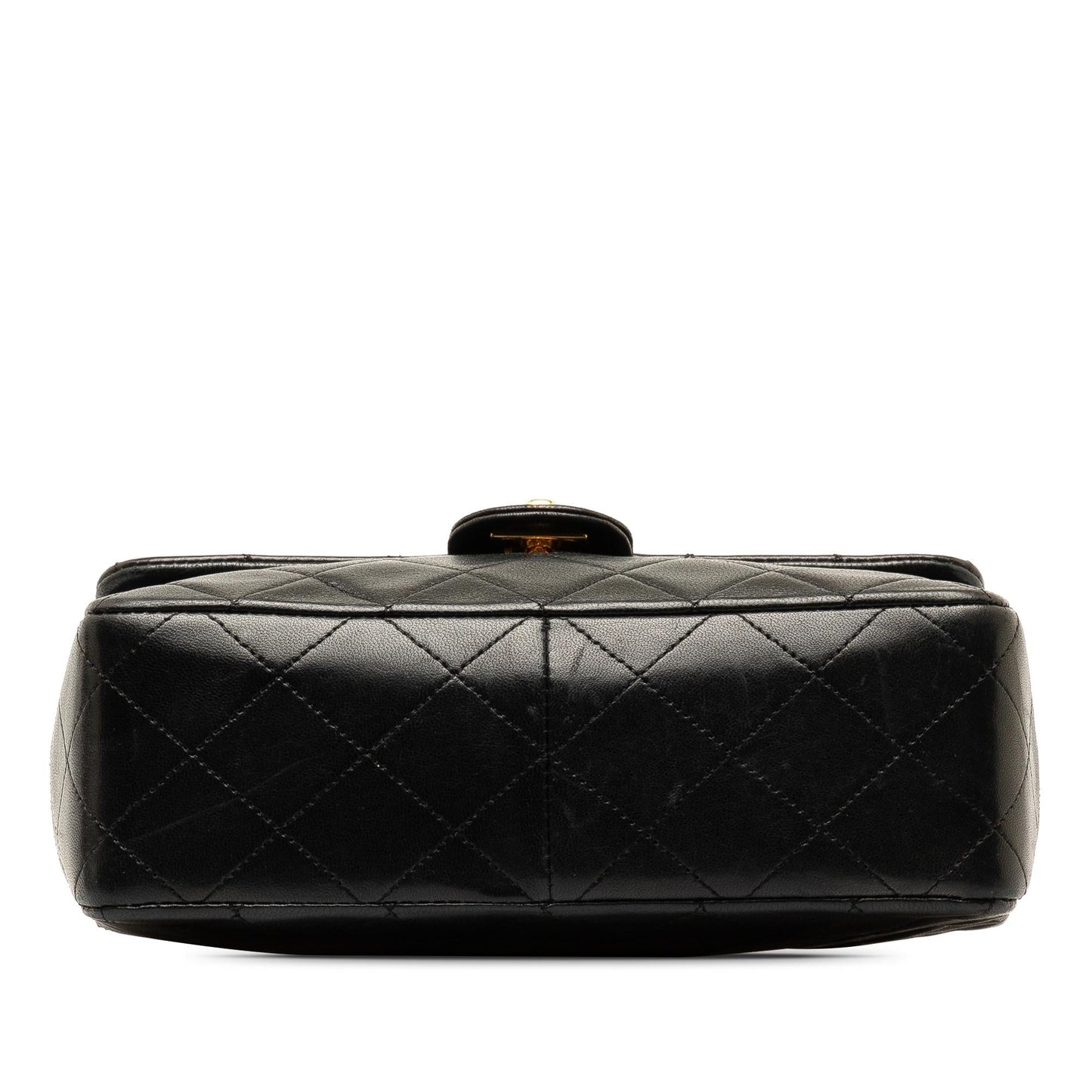 Chanel Square Classic Quilted Lambskin Flap (SHG-UItkKW) Crossbody