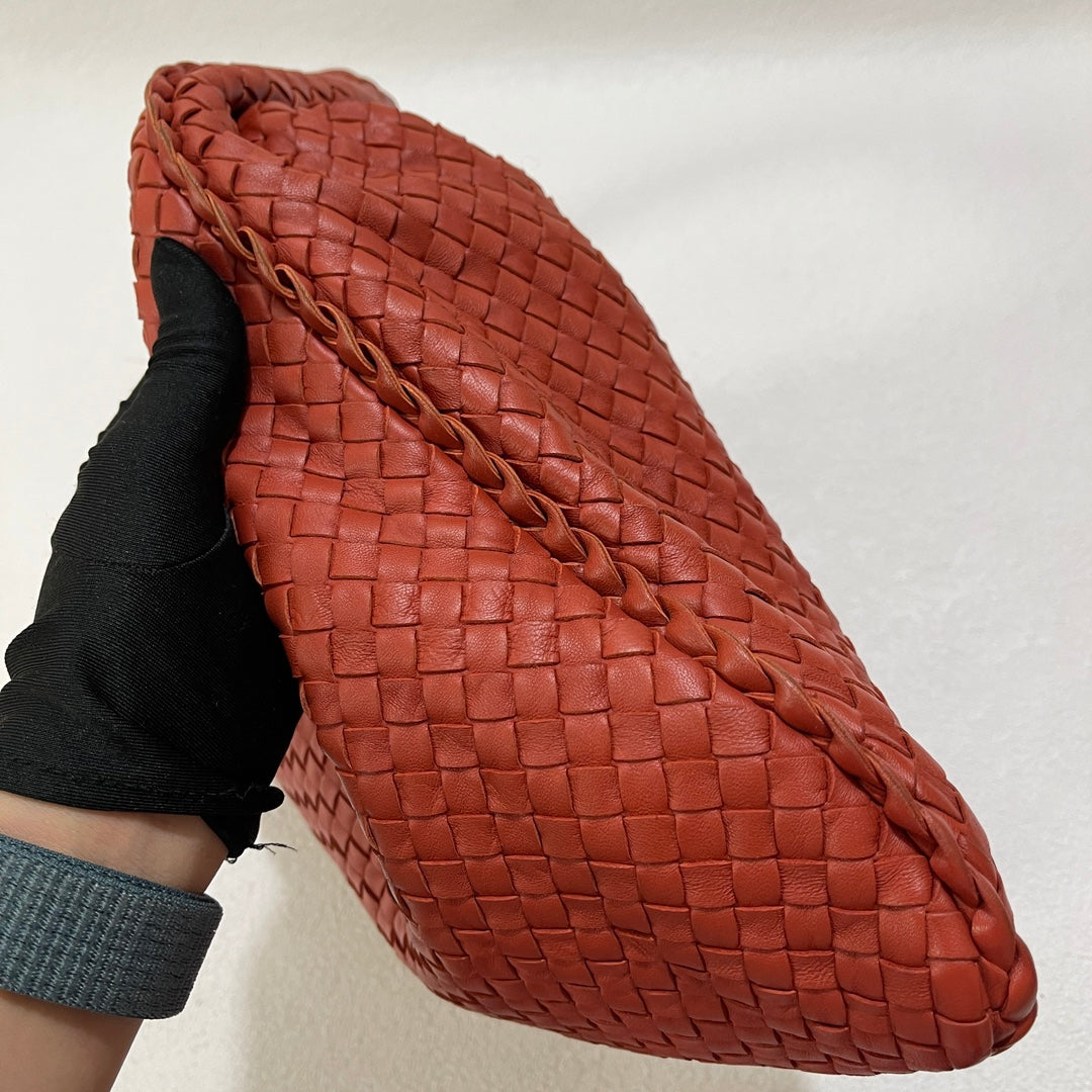 Bottega Veneta Veneta Hobo Medium Brick Red Intrecciato Leather Bag 47cm
