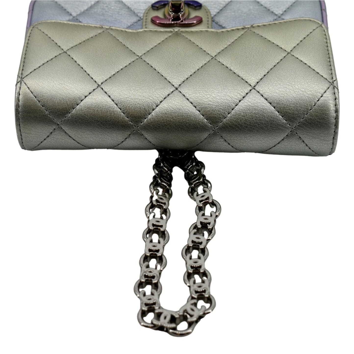 Chanel Gradient Metallic Quilted Calfskin Leather Clutch Bag Silver