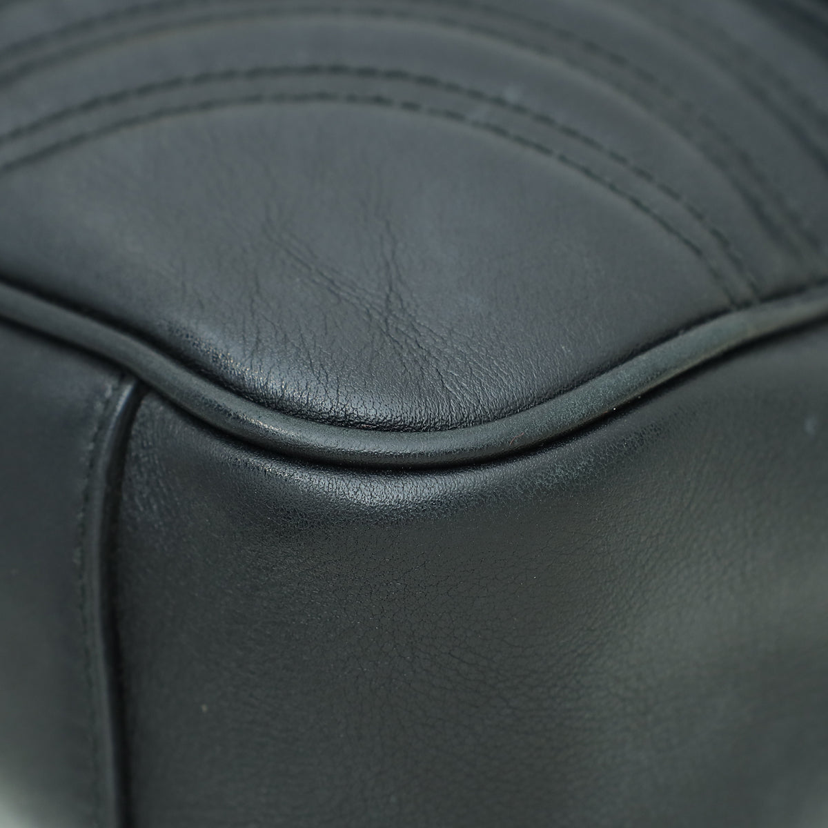 Gucci Leather Shoulder Bag