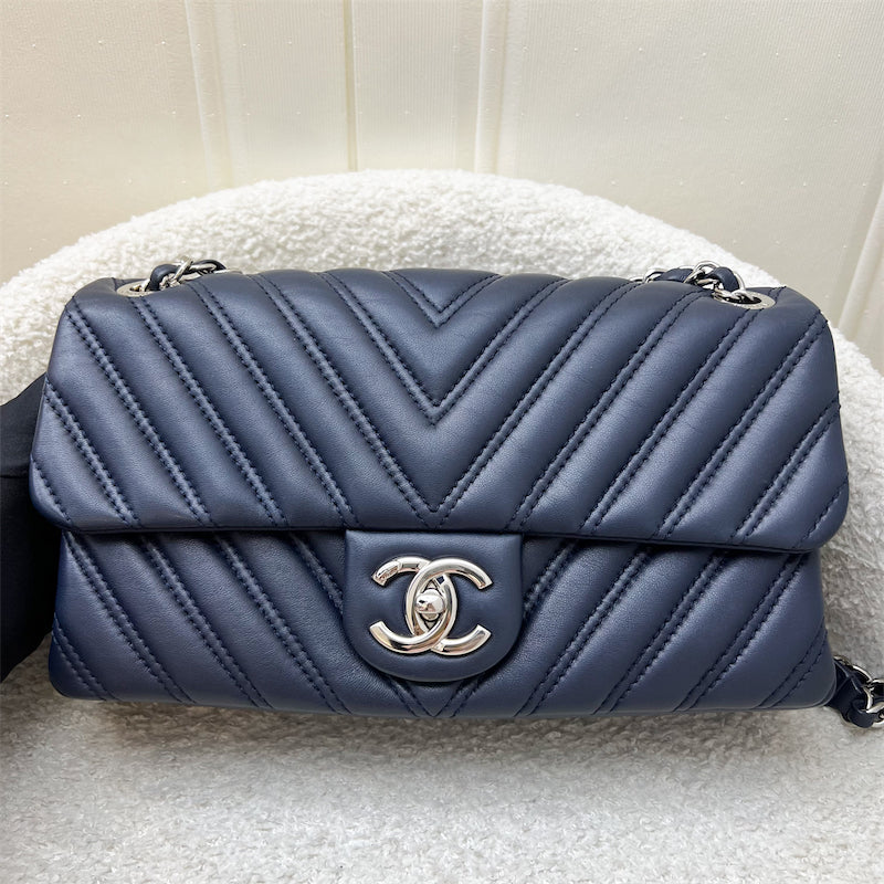 Chanel Seasonal Medium Flap Bag in Chevron Quilted Navy Lambskin and SHW (Model: A93027)