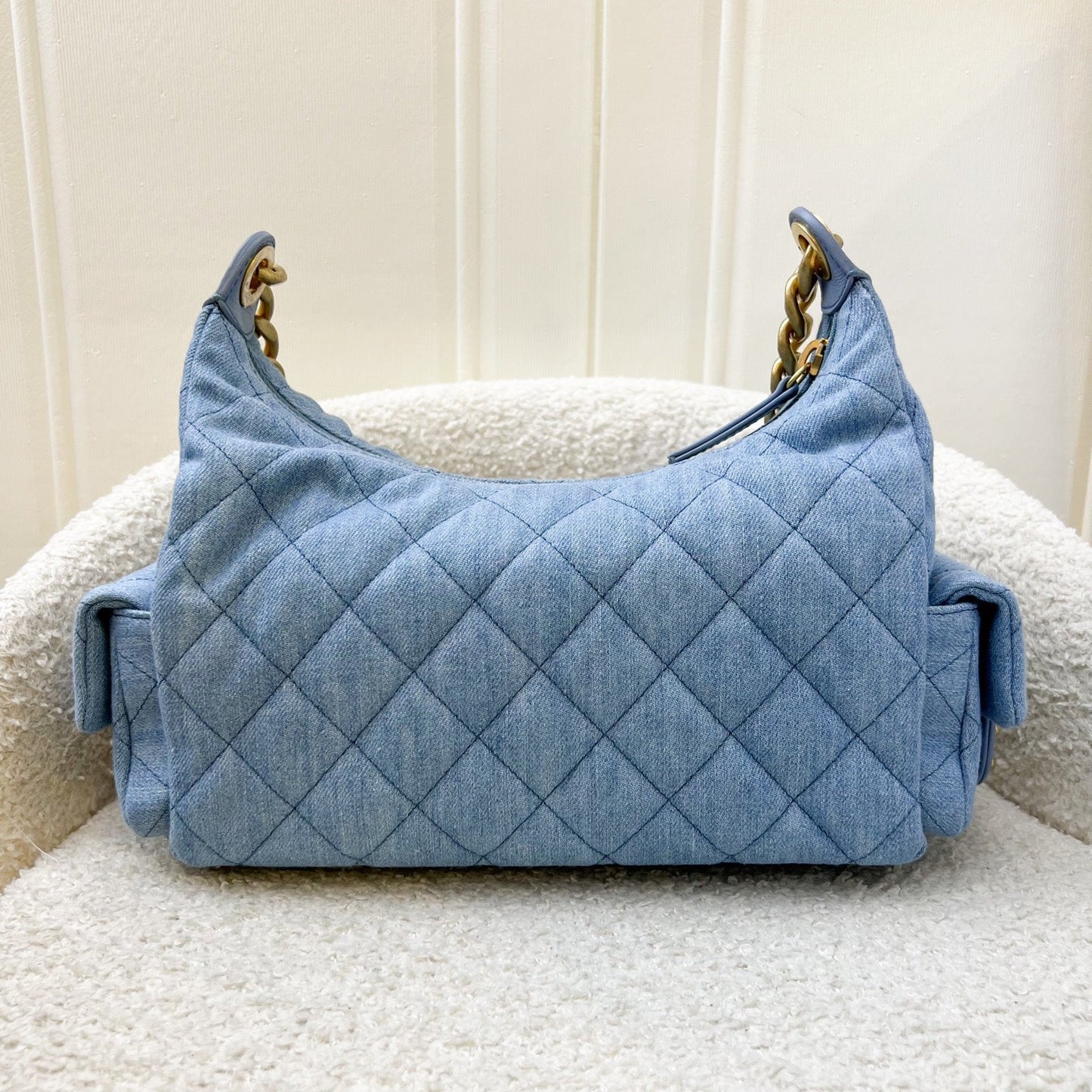 Chanel 25C Large Hobo Bag in Light Blue Washed Fabric and AGHW (Model: AS5339)