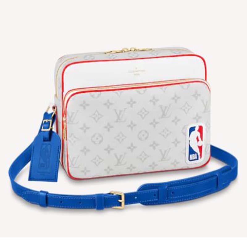 Louis Vuitton LV Unisex LVXNBA Nil Messenger Monogram Antarctica Coated Canvas Handbag