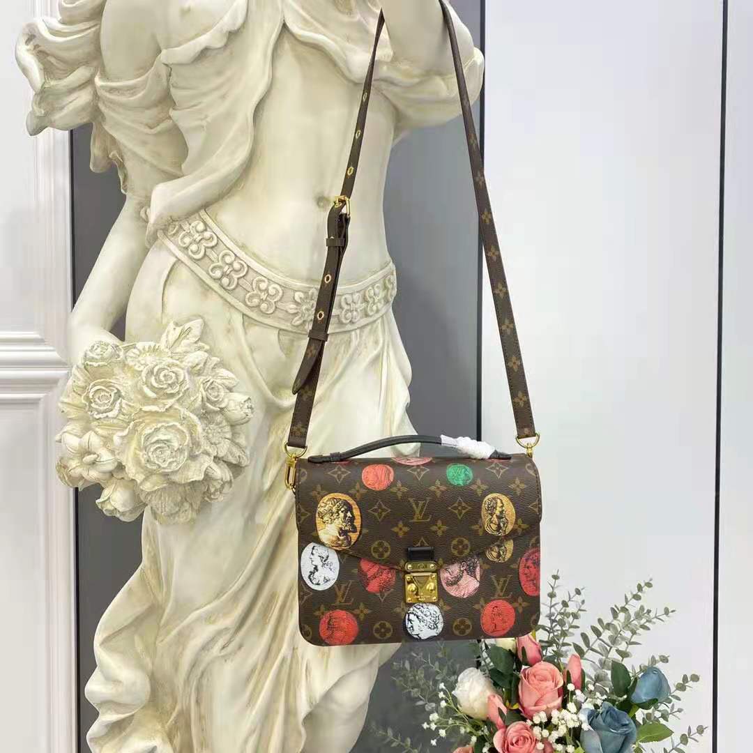 Louis Vuitton LV Unisex Pochette Metis Monogram Cameo Printed Canvas Cowhide Leather Clutch