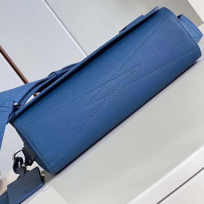 Louis Vuitton Unisex LV Takeoff Messenger Atlantic Blue Cowhide Leather Textile Lining Handbag