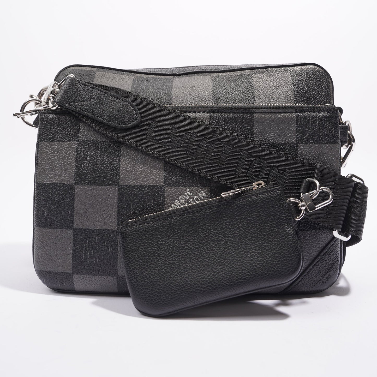 Louis Vuitton Damier Graphite 3D Trio Messenger 3D Monogram Handbag