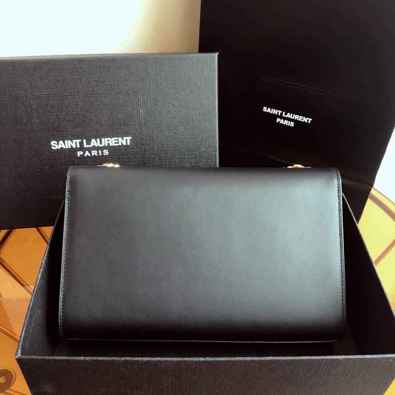 Yves Saint Laurent - Bags