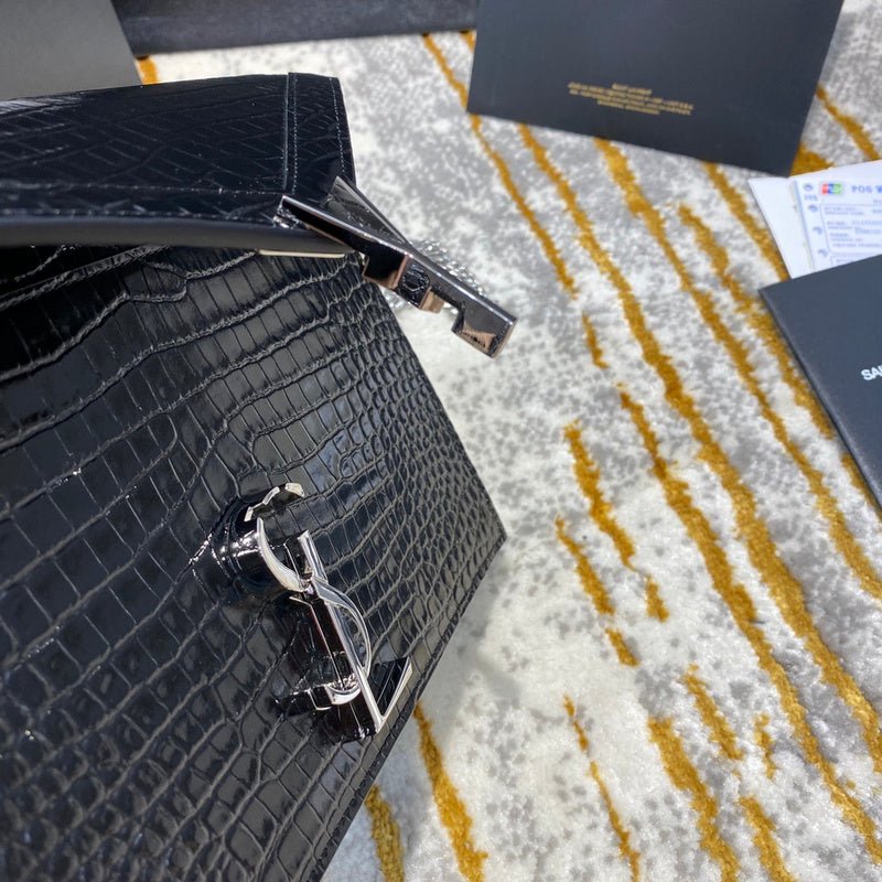 Yves Saint Laurent - Bags