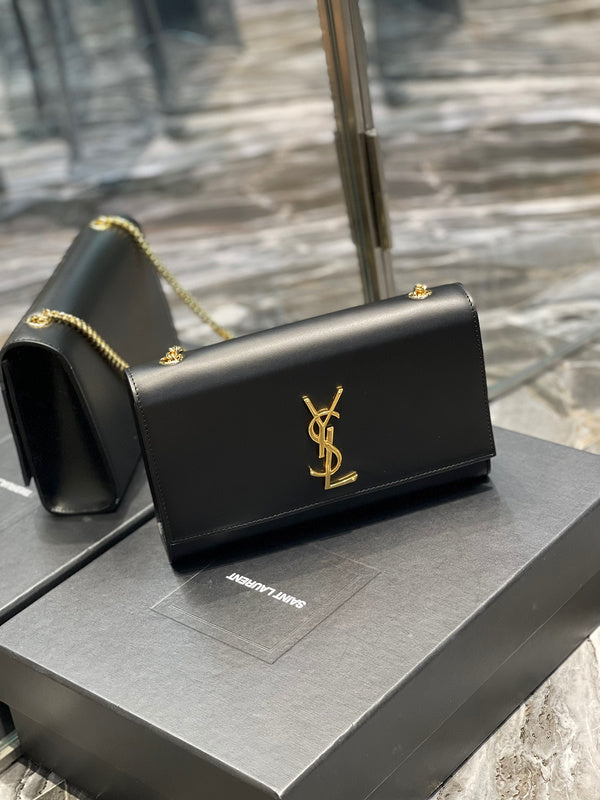 Yves Saint Laurent - Bags