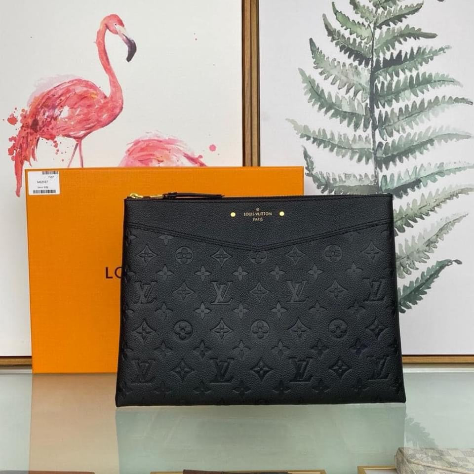 Louis Vuitton Daily Pouch Clutch