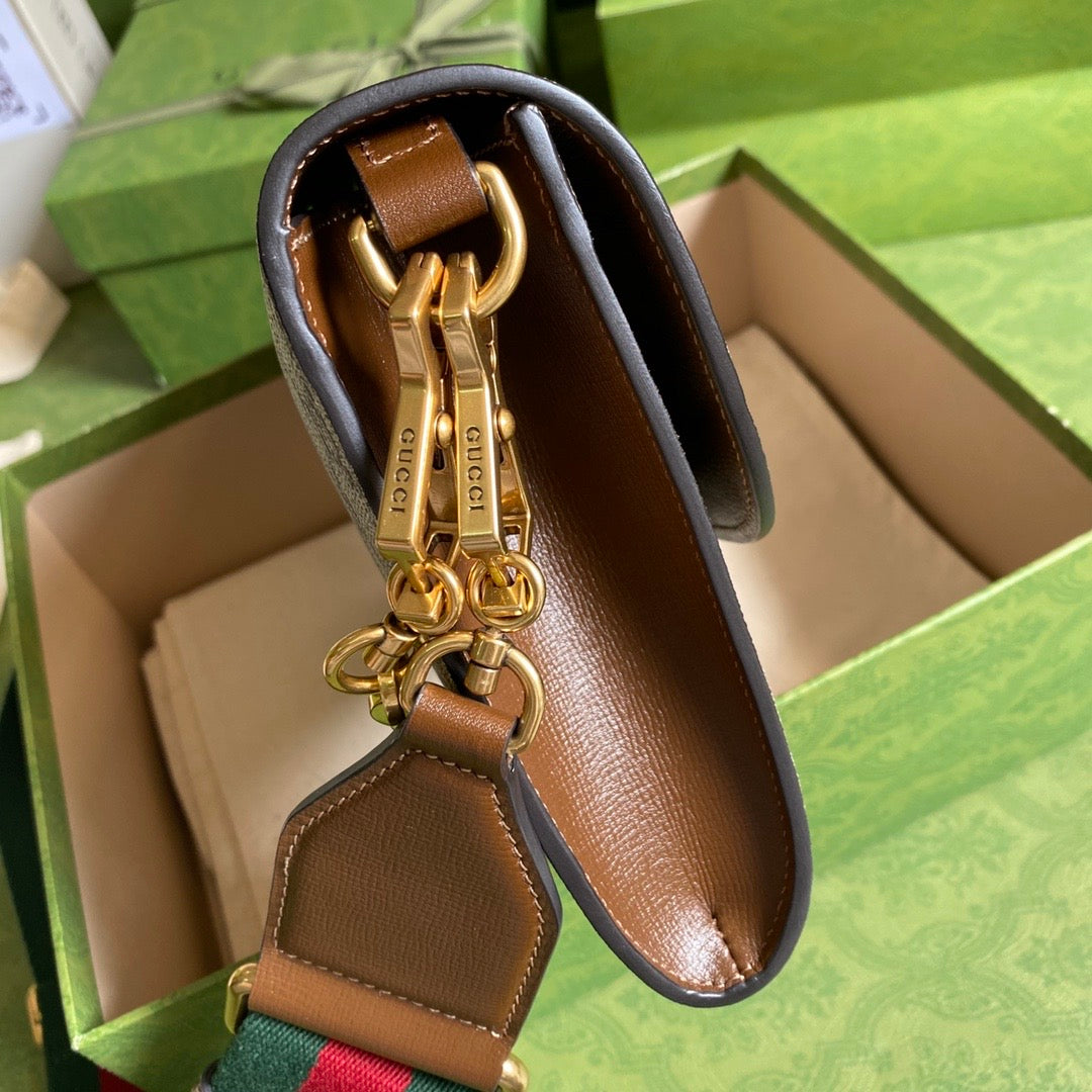 Gucci Chain Leather Shoulder Bag