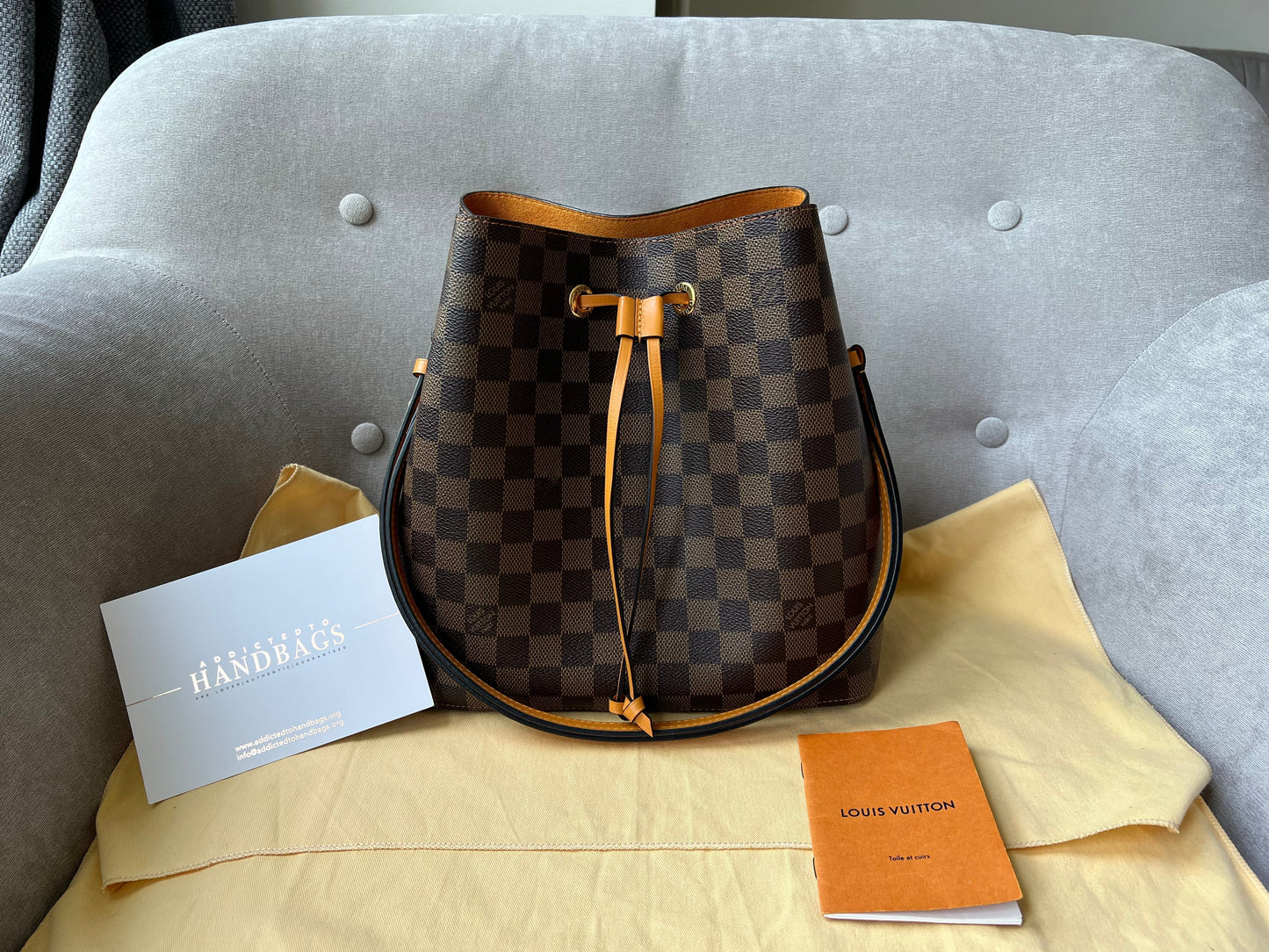 Louis Vuitton Neo Noe Damier Ebene and Safran (RRP £1,560) Handbag