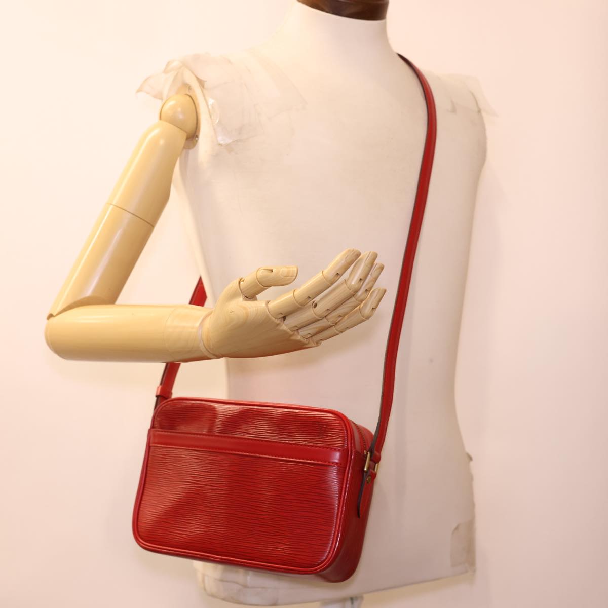 LOUIS VUITTON Epi Trocadero 23 Shoulder Bag Red M52307 LV lt766