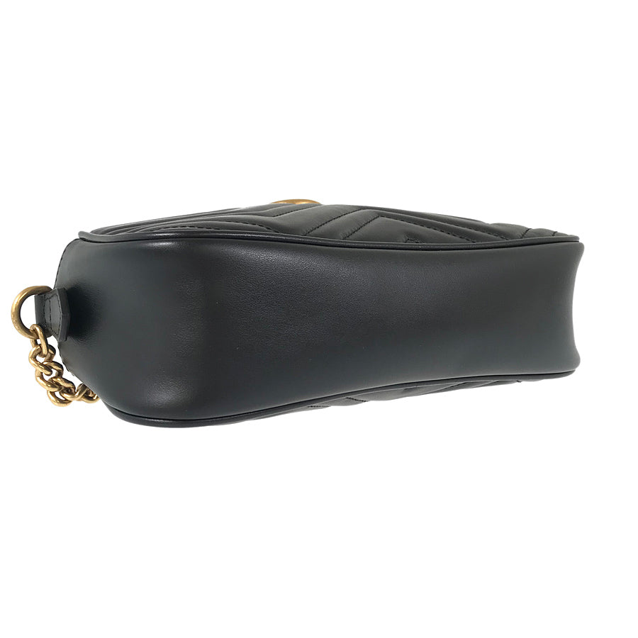 Gucci Chain Leather Shoulder Bag
