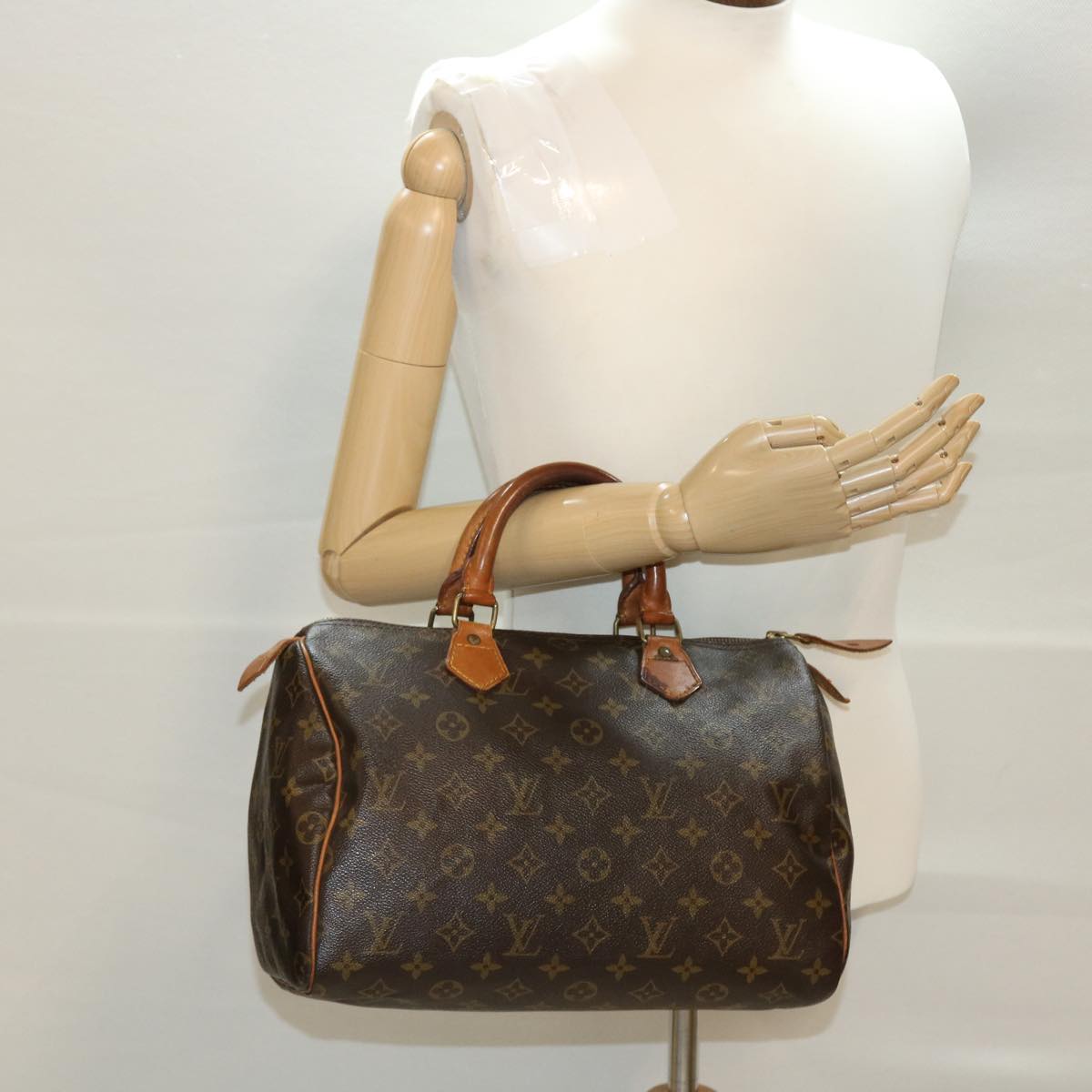 LOUIS VUITTON Monogram 30 Hand Bag M41526 LV th3508