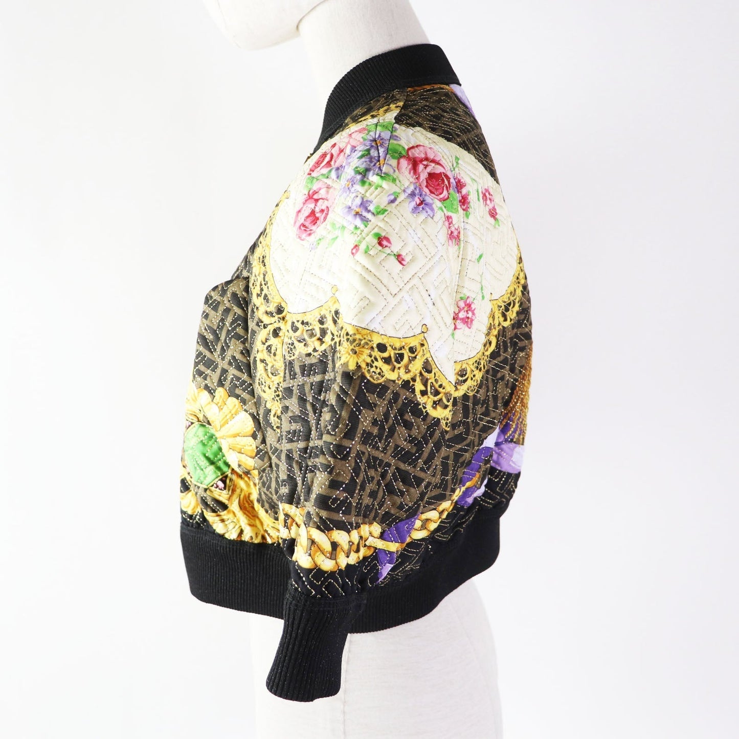 FENDI Blouson FJ7258 Outer: 100% silk, Filling: 69% polyester, Filling: 27% nylon, Filling: 4% polyurethane, Lining: 100% silk Black type Multi Women 36