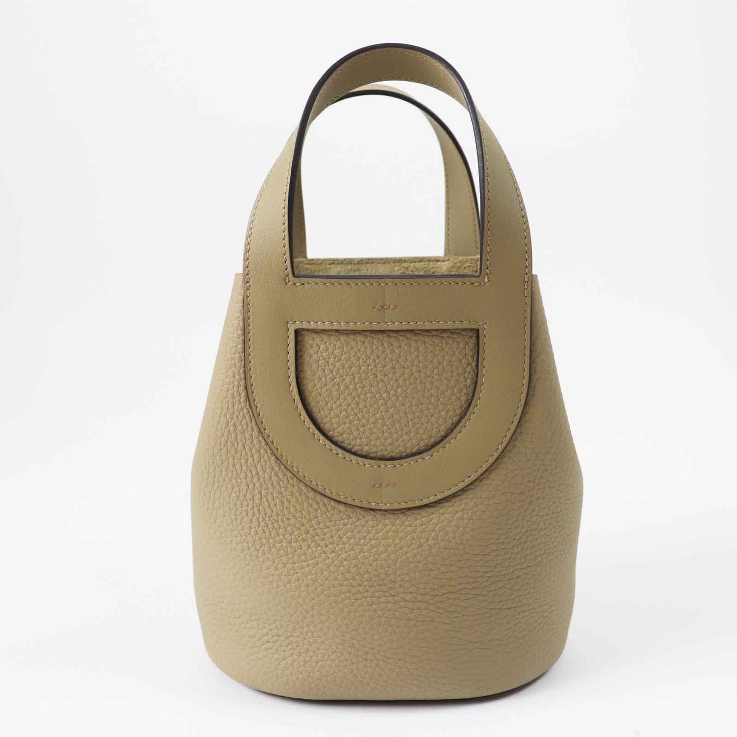 HERMES Handbag Main: Taurillon Clemence, Part: Swift beige marfa in the loop 18 Women