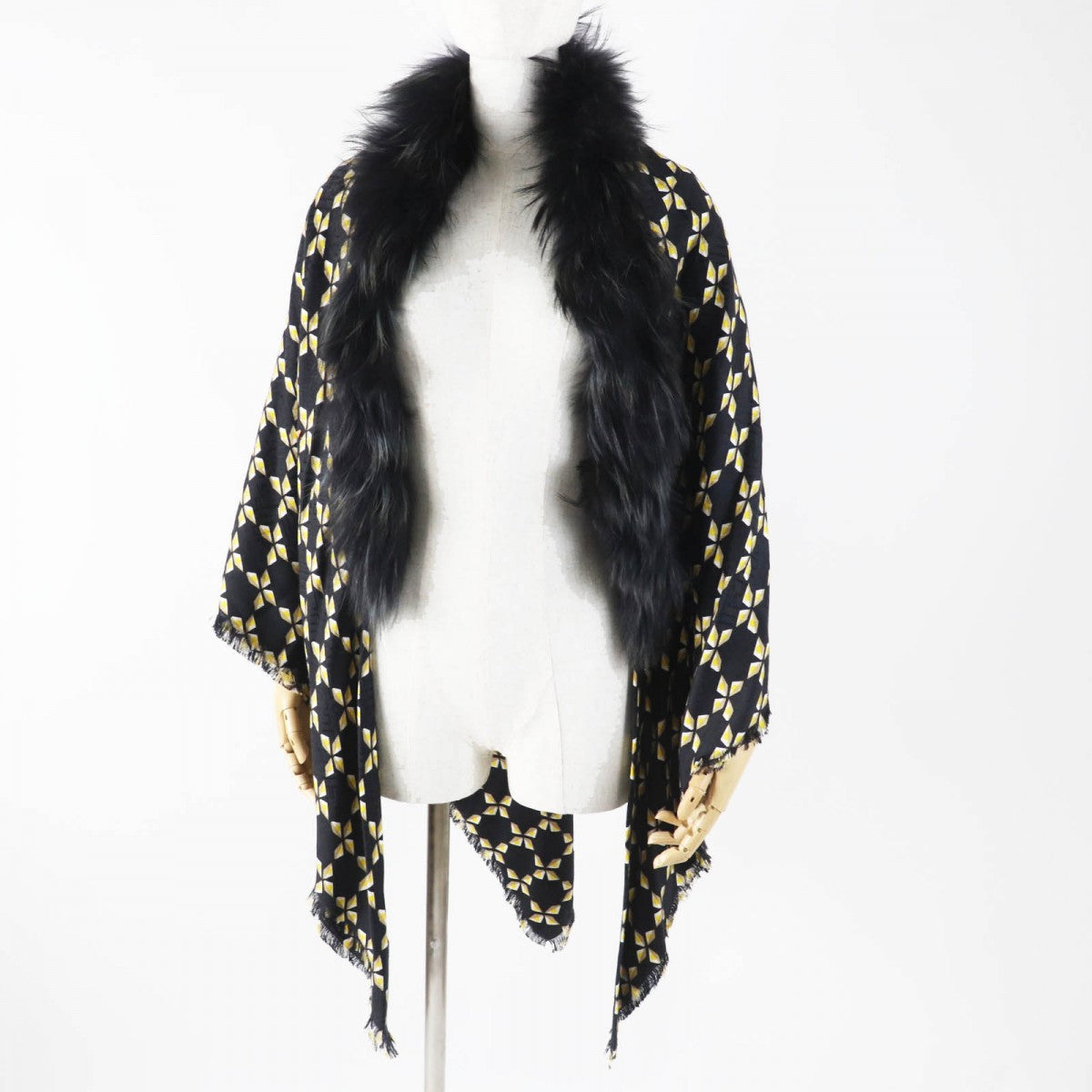 FENDI scarf FXT069 Main: 60% silk, Main: 40% wool, Part: raccoon Black Yellow Beige White Women